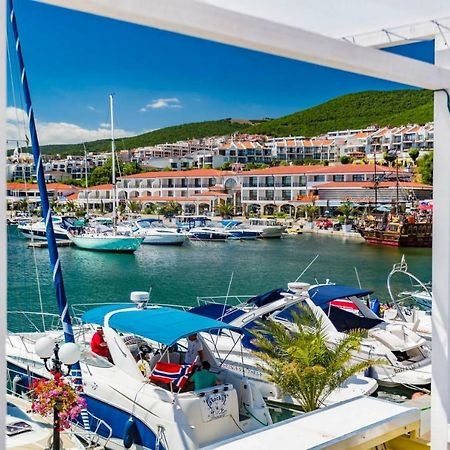 Marina Delfin Apartments - Top Location & Pet Friendly Светий Влас Екстер'єр фото