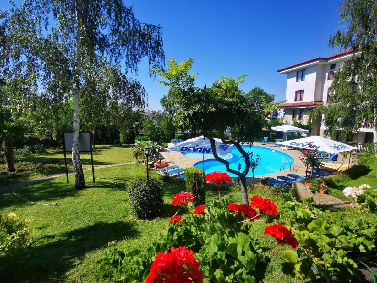 Marina Delfin Apartments - Top Location & Pet Friendly Светий Влас Екстер'єр фото