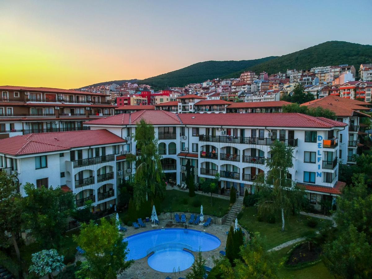 Marina Delfin Apartments - Top Location & Pet Friendly Светий Влас Екстер'єр фото