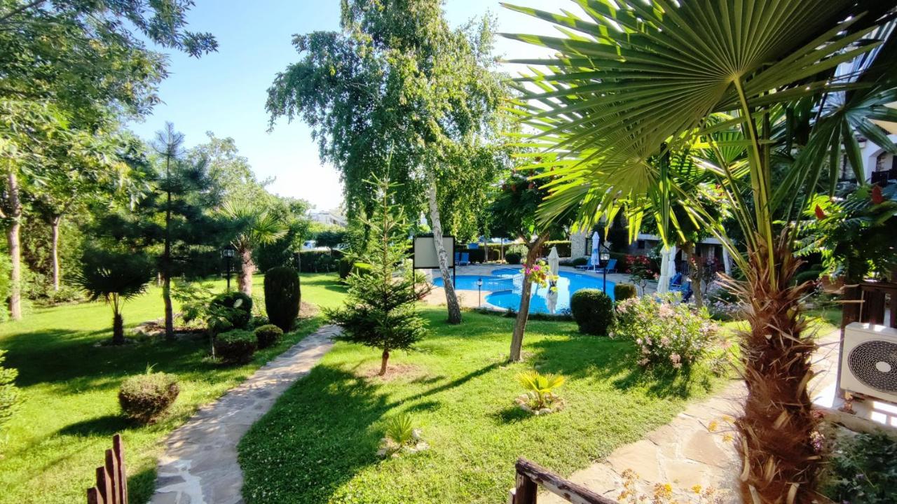 Marina Delfin Apartments - Top Location & Pet Friendly Светий Влас Екстер'єр фото
