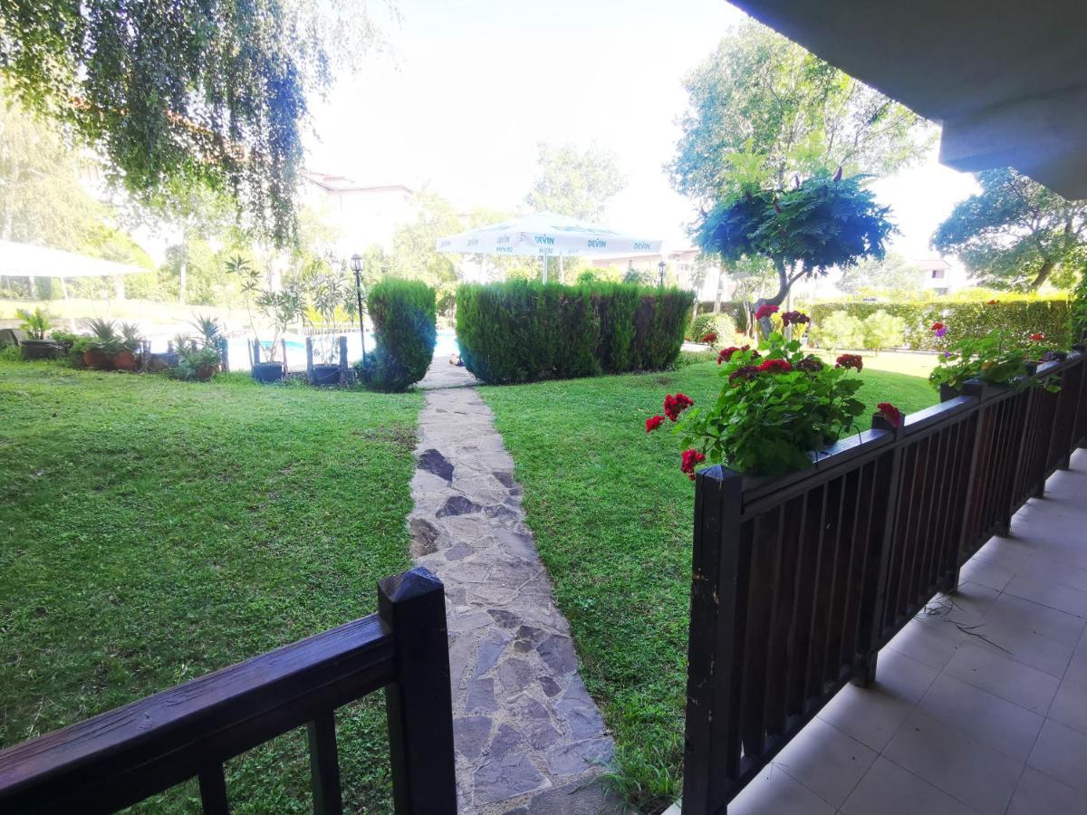 Marina Delfin Apartments - Top Location & Pet Friendly Светий Влас Екстер'єр фото