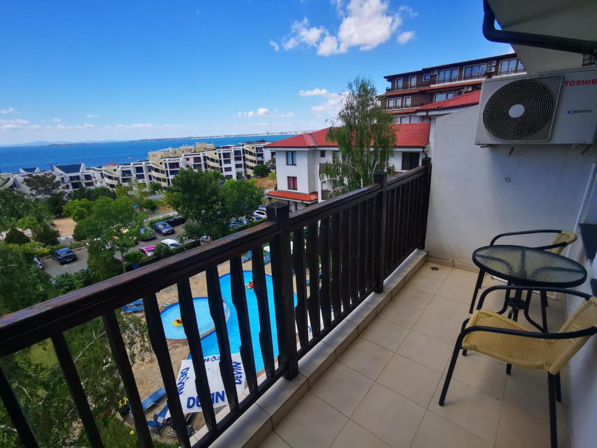 Marina Delfin Apartments - Top Location & Pet Friendly Светий Влас Екстер'єр фото