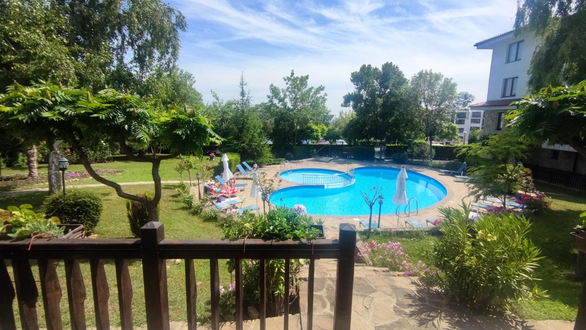 Marina Delfin Apartments - Top Location & Pet Friendly Светий Влас Екстер'єр фото